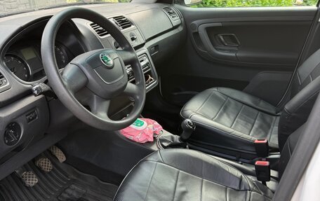 Skoda Fabia II, 2011 год, 360 000 рублей, 7 фотография