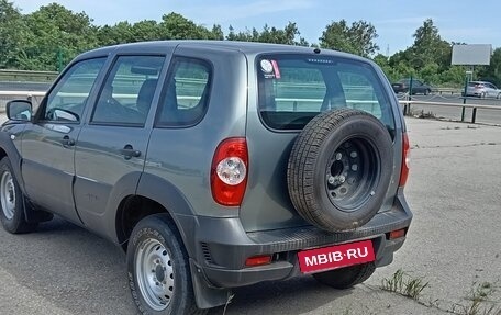 Chevrolet Niva I рестайлинг, 2019 год, 640 000 рублей, 3 фотография