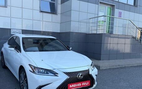 Lexus ES VII, 2021 год, 4 800 000 рублей, 2 фотография