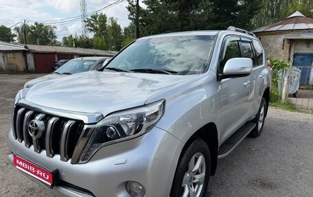 Toyota Land Cruiser Prado 150 рестайлинг 2, 2016 год, 3 560 000 рублей, 1 фотография