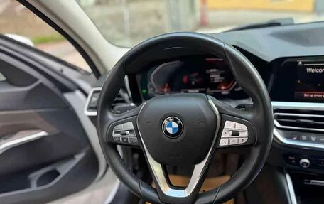 BMW 3 серия, 2023 год, 3 250 000 рублей, 10 фотография