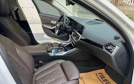 BMW 3 серия, 2023 год, 3 250 000 рублей, 14 фотография