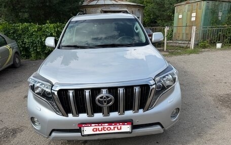 Toyota Land Cruiser Prado 150 рестайлинг 2, 2016 год, 3 560 000 рублей, 21 фотография