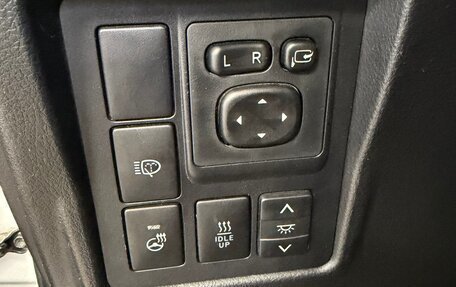 Toyota Land Cruiser Prado 150 рестайлинг 2, 2016 год, 3 560 000 рублей, 30 фотография