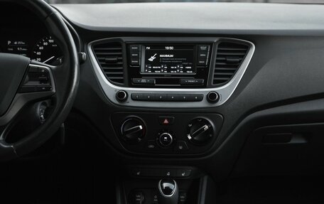 Hyundai Solaris II рестайлинг, 2018 год, 1 195 000 рублей, 20 фотография