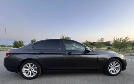 BMW 5 серия, 2014 год, 1 950 000 рублей, 6 фотография