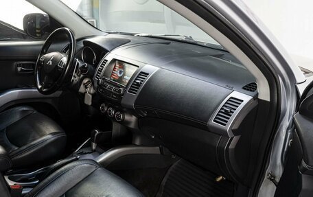 Mitsubishi Outlander III рестайлинг 3, 2011 год, 1 145 000 рублей, 16 фотография