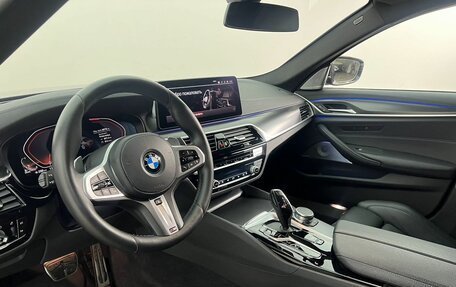 BMW 5 серия, 2020 год, 5 600 000 рублей, 15 фотография