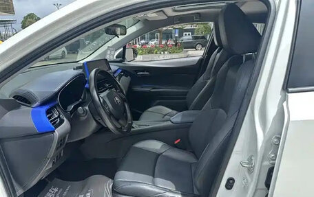 Toyota C-HR I рестайлинг, 2024 год, 2 715 000 рублей, 12 фотография