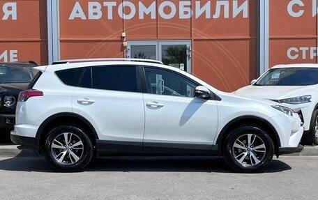Toyota RAV4, 2019 год, 2 500 000 рублей, 4 фотография