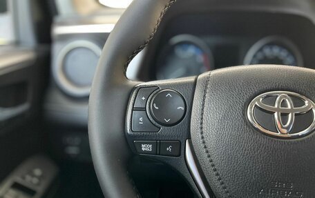 Toyota RAV4, 2019 год, 2 500 000 рублей, 13 фотография