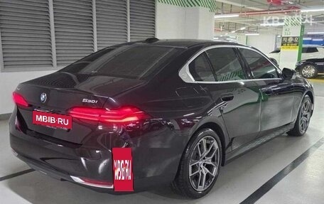 BMW 5 серия, 2023 год, 6 212 020 рублей, 3 фотография