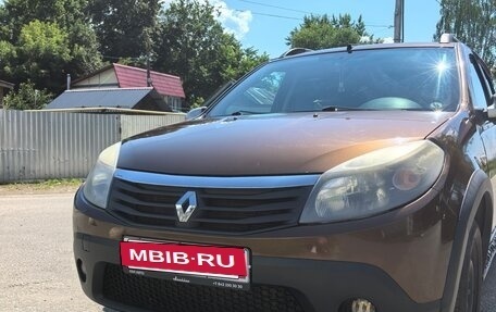 Renault Sandero I, 2013 год, 600 000 рублей, 3 фотография