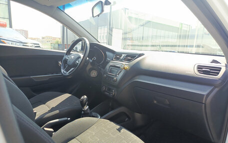 KIA Rio III рестайлинг, 2013 год, 840 000 рублей, 13 фотография