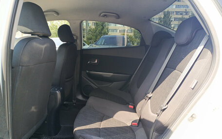 KIA Rio III рестайлинг, 2013 год, 840 000 рублей, 15 фотография