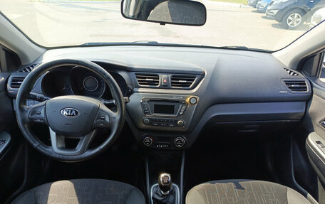 KIA Rio III рестайлинг, 2013 год, 840 000 рублей, 17 фотография