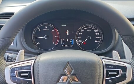 Mitsubishi Pajero Sport III рестайлинг, 2017 год, 3 100 000 рублей, 11 фотография