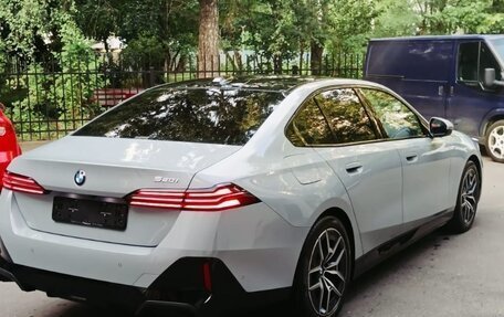 BMW 5 серия, 2024 год, 7 750 000 рублей, 3 фотография