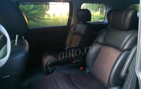 Nissan Elgrand III, 2011 год, 1 230 000 рублей, 3 фотография