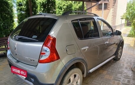Renault Sandero I, 2011 год, 690 000 рублей, 3 фотография