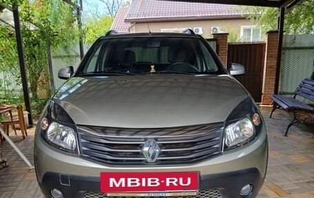 Renault Sandero I, 2011 год, 690 000 рублей, 2 фотография