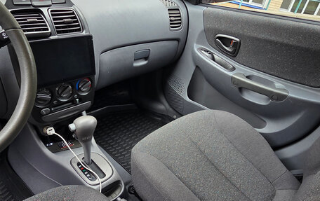 Hyundai Accent II, 2004 год, 800 000 рублей, 5 фотография