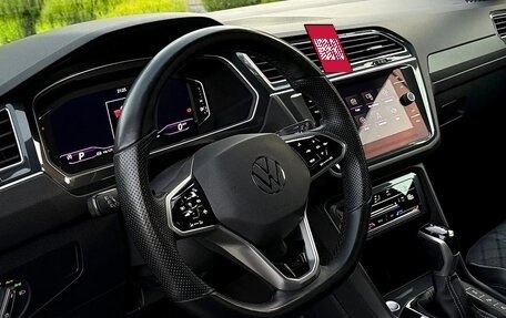 Volkswagen Tiguan II, 2021 год, 2 500 000 рублей, 14 фотография