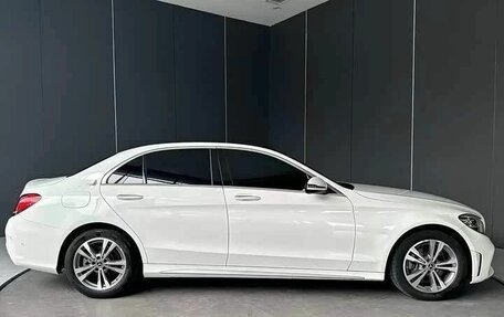 Mercedes-Benz C-Класс, 2021 год, 2 600 000 рублей, 4 фотография