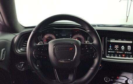 Dodge Challenger III рестайлинг 2, 2023 год, 14 555 000 рублей, 5 фотография