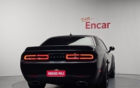 Dodge Challenger III рестайлинг 2, 2023 год, 14 555 000 рублей, 14 фотография