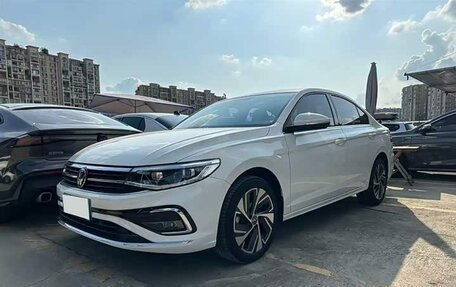 Volkswagen Bora, 2024 год, 1 350 000 рублей, 1 фотография