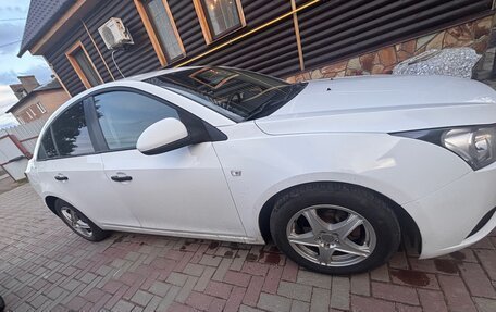 Chevrolet Cruze II, 2012 год, 570 000 рублей, 4 фотография