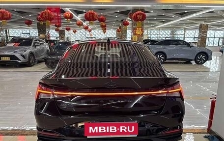 Hyundai Elantra, 2022 год, 1 600 000 рублей, 5 фотография