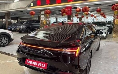 Hyundai Elantra, 2022 год, 1 600 000 рублей, 3 фотография