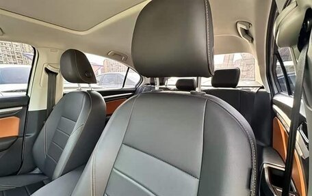 Volkswagen Bora, 2024 год, 1 350 000 рублей, 8 фотография