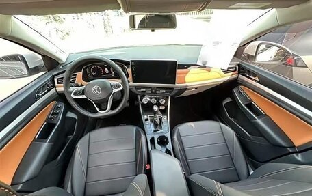 Volkswagen Bora, 2024 год, 1 350 000 рублей, 13 фотография