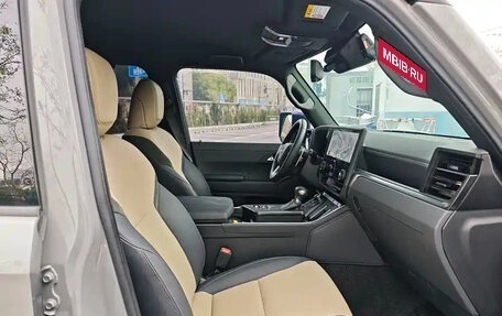 Lexus GX, 2025 год, 15 000 000 рублей, 10 фотография