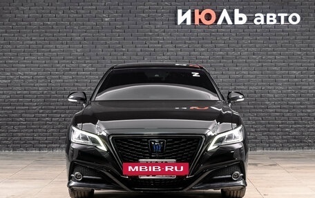 Toyota Crown, 2020 год, 3 800 000 рублей, 2 фотография