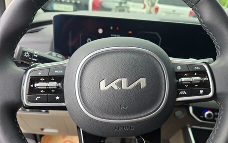 KIA Carnival, 2024 год, 4 030 000 рублей, 13 фотография