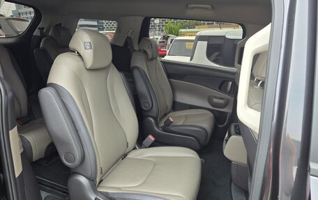 KIA Carnival, 2024 год, 4 030 000 рублей, 18 фотография
