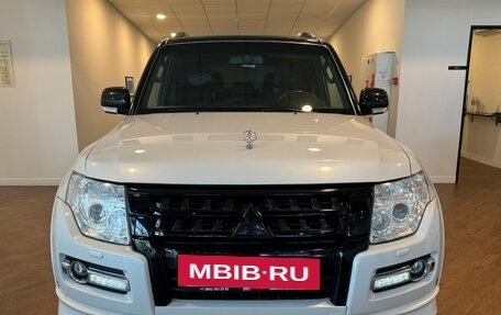 Mitsubishi Pajero IV, 2019 год, 3 150 000 рублей, 2 фотография