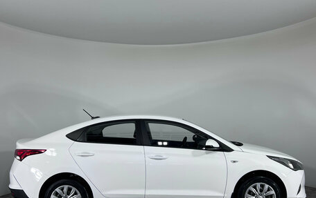 Hyundai Solaris II рестайлинг, 2022 год, 1 550 000 рублей, 4 фотография