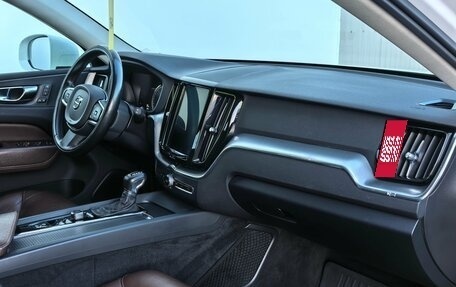 Volvo XC60 II, 2019 год, 2 970 000 рублей, 22 фотография