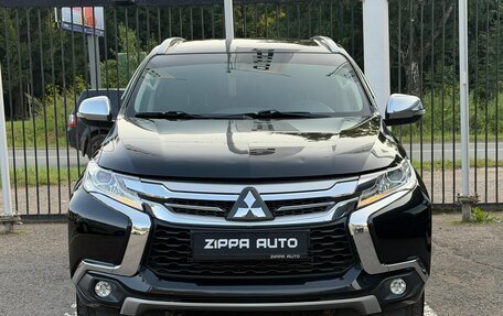 Mitsubishi Pajero Sport III рестайлинг, 2019 год, 2 749 000 рублей, 2 фотография