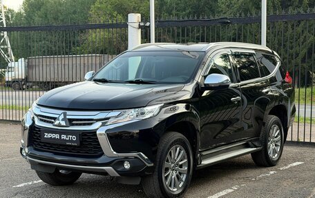 Mitsubishi Pajero Sport III рестайлинг, 2019 год, 2 749 000 рублей, 3 фотография