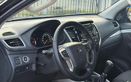 Mitsubishi Pajero Sport III рестайлинг, 2019 год, 2 749 000 рублей, 8 фотография