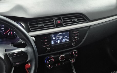 KIA Rio IV, 2017 год, 1 199 000 рублей, 18 фотография