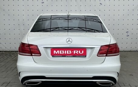 Mercedes-Benz E-Класс, 2013 год, 1 750 000 рублей, 6 фотография