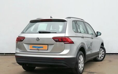 Volkswagen Tiguan II, 2017 год, 1 990 000 рублей, 4 фотография