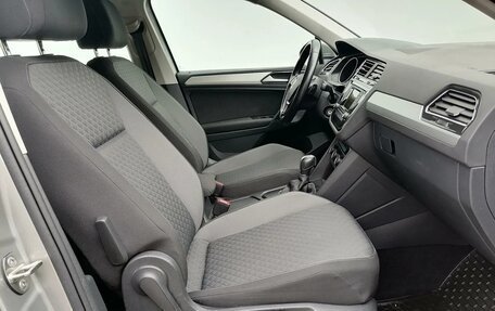 Volkswagen Tiguan II, 2017 год, 1 990 000 рублей, 8 фотография